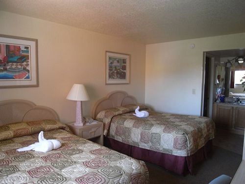 Hotel Club Sevilla 2*